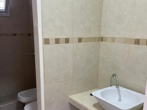 Departamento en Alquiler en Carapachay, $ 750.000