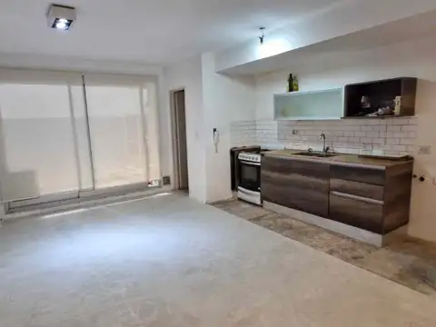 Depto Tipo Casa en Venta en Almagro, USD 125.000