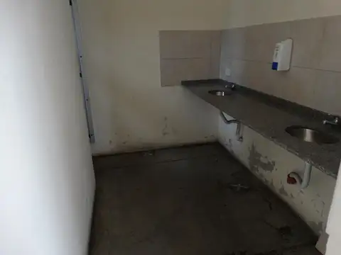 Galpon en Alquiler A Estrenar