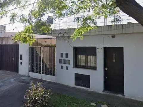 Italo Balbo al 4800 (Uriburu/Oroño)