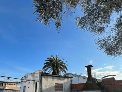 CASA EN VENTA EN BERISSO