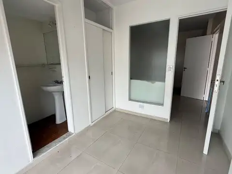 Departamento 5 ambientes con 2 baños