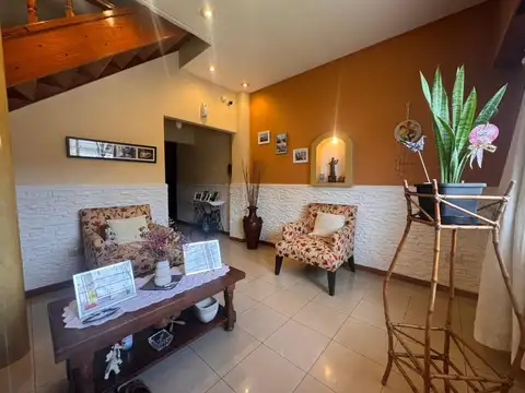 Depto Tipo Casa en Venta de 4 ambientes