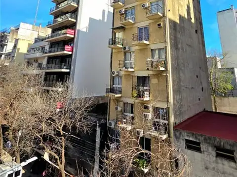 ECUADOR 1300, Piso 4