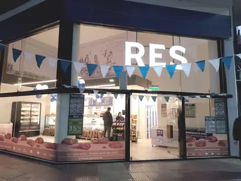 Local en Venta en Flores, USD 1.100.000