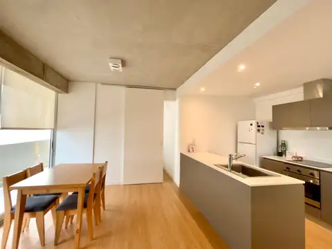 Velasco  al 100 (Lavalleja y Corrientes)