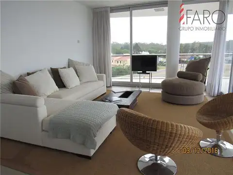 Departamento en Alquiler de 4 ambientes