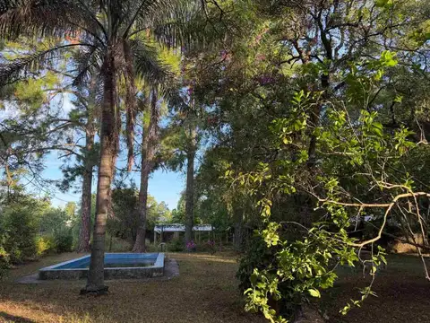 VENTA CASA QUINTA CON PILETA EN ARROYO LEYES