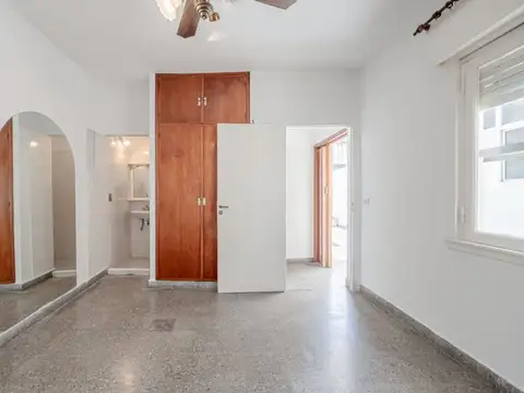 Depto Tipo Casa en Venta 47 años