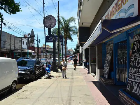 Local en Venta en Lanus Oeste, USD 260.000