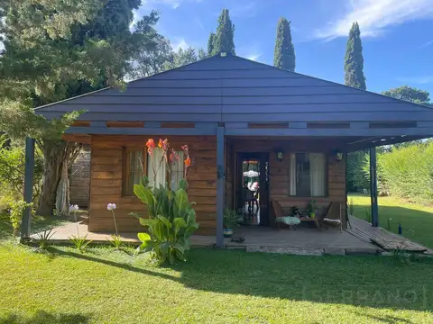 Venta Casa Cabaña de Madera 3 Ambientes Barrio Parque Exaltación. Exaltación de la Cruz