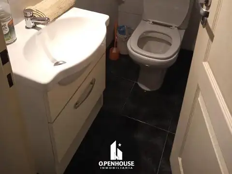 Local comercial con galpón en Bandera de los Andes