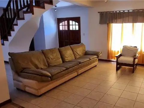 Casa en Alquiler 27 años