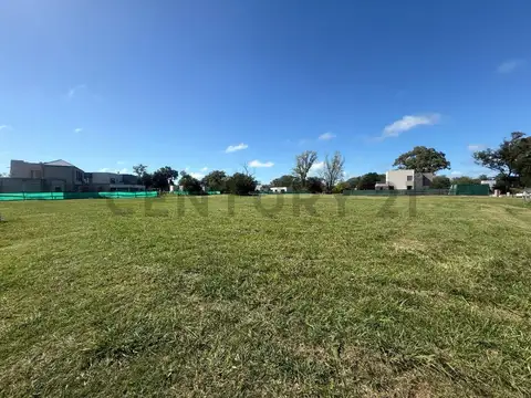 Calle 152 & 75, B1885 Guillermo Enrique Hudson, Provincia de Buenos Aires , Piso 0