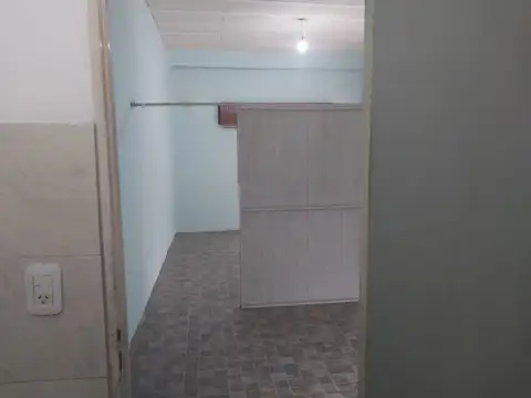 Departamento en Alquiler en Virrey Del Pino, $ 200.000