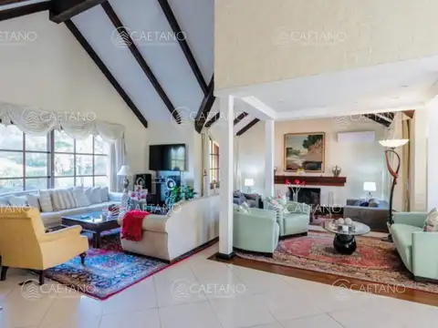 Casa en Alquiler Temporal de 7 dormitorios