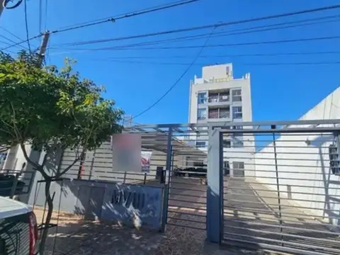 ALQUILER DEPTO  1 DOR CON COCHERA B° SAN MARTIN