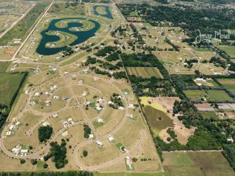 Terreno en Venta 20  mts Frente