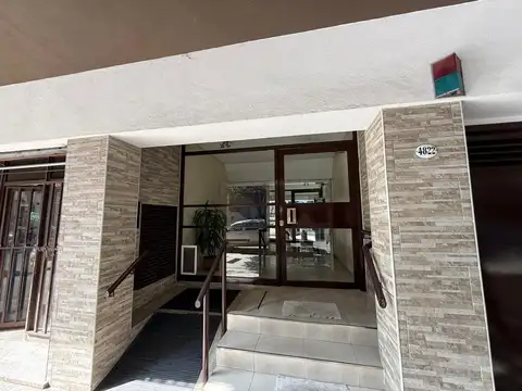 Oficina cómoda e iluminada. Villa Urquiza, Alquiler