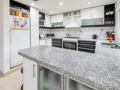 Depto Tipo Casa en Venta en Villa Bosch, USD 198.000