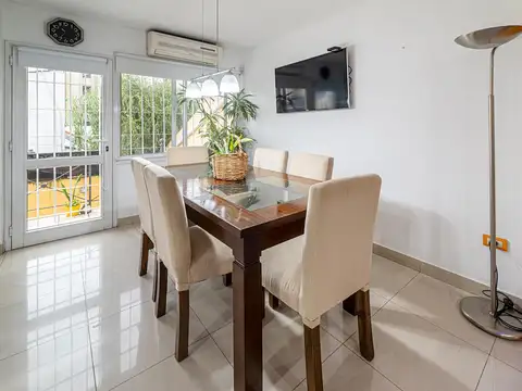 Depto Tipo Casa en Venta de 4 ambientes
