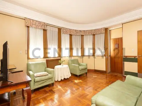 Alvarado 430 , Piso 0