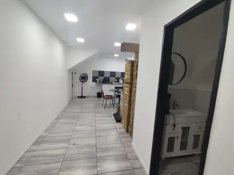 Oficina en Alquiler al Este
