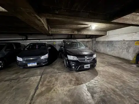 VENTA COCHERA FIJA PLANTA BAJA CABALLITO