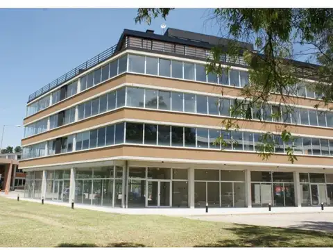 Oficina en Alquiler en Moreno, USD 8.099