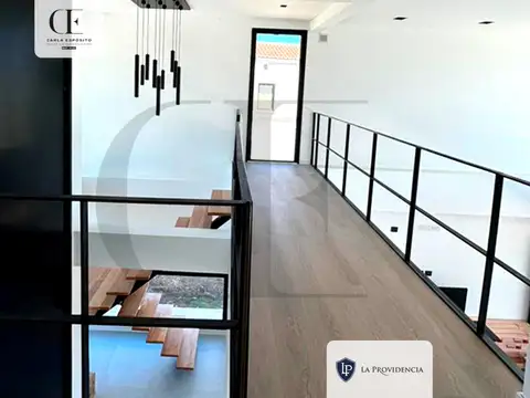 Casa 4 ambientes con 3 baños