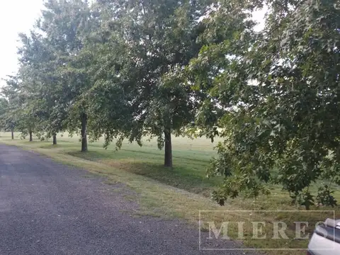 Lote de 3.358m² en venta en Chacras de la Cruz