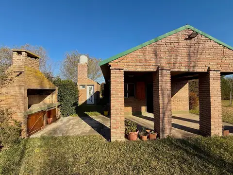 Casa en Venta con 1 cochera