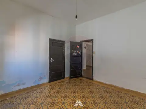 Casa en Alquiler con 1 cochera