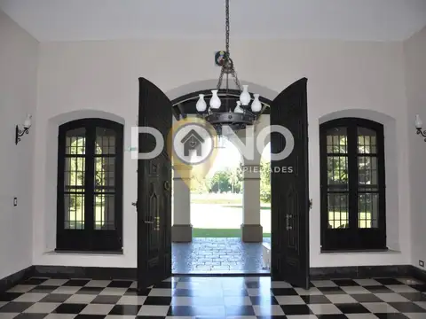 Casa en Venta en Berazategui, USD 600.000