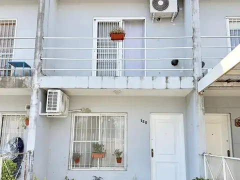Depto Tipo Casa en Venta de 4 ambientes