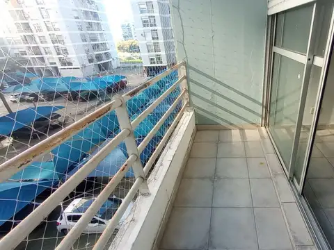 Departamento - Alquiler - Argentina, Capital Federal - PI Y MARGALL 400