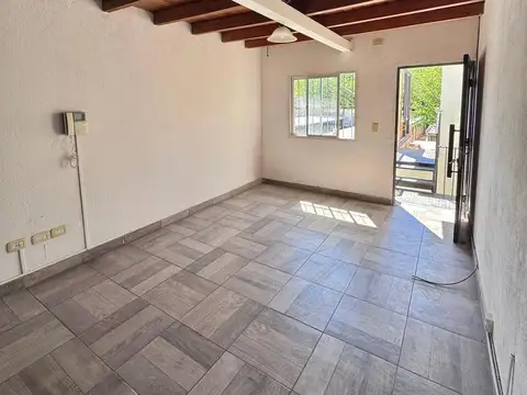 Departamento en Alquiler en Mendoza, $ 560.000