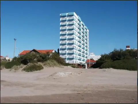 Avenida Costanera Sur y Espora