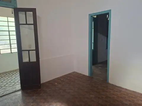 Casa en Alquiler en Villa Gobernador Galvez, $ 500.000