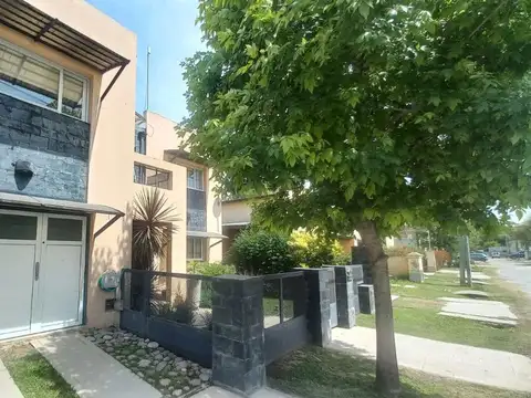 VENTA CASA SAN VICENTE 5 AMBIENTES