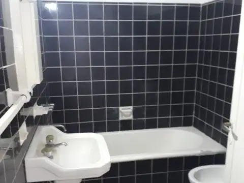 Depto Tipo Casa en Venta con 1 cocheras