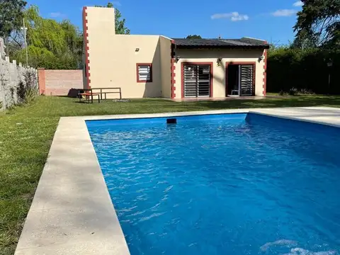 Santa Cruz e/ Misiones y Chubut