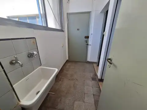 Departamento en Alquiler de 4 ambientes