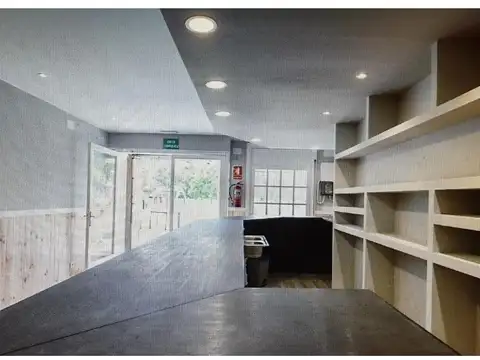 EXCELENTE LOCAL DE 240 MTS EN 2 PLANTAS DE  3X40 Y 3X40