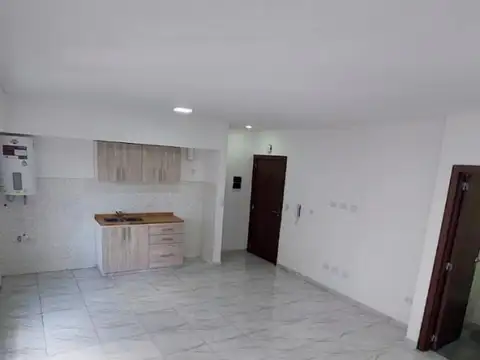 Departamento en Venta en Villa Luzuriaga, USD 43.000