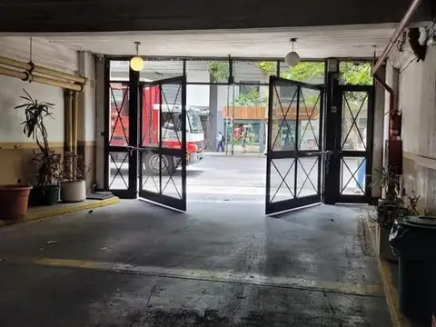 Avenida Corrientes  al 3700