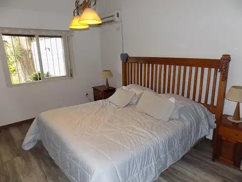 Chalet 4 Ambientes C/ Quincho