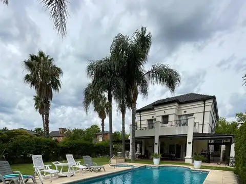 CASA 4 AMBIENTES en Barrio SEPTIEMBRE, Escobar - Impecable