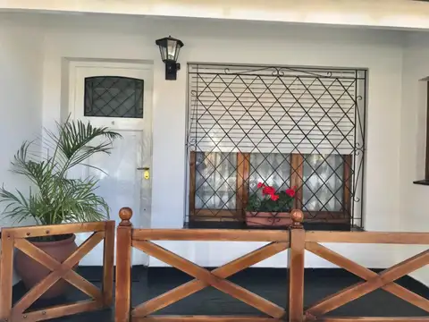 Casa en Venta en Temperley, USD 154.000