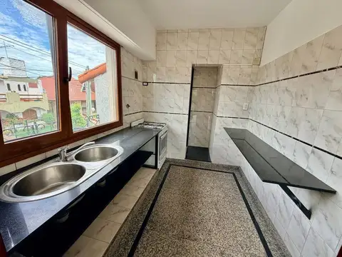 Depto Tipo Casa en Venta de 3 ambientes